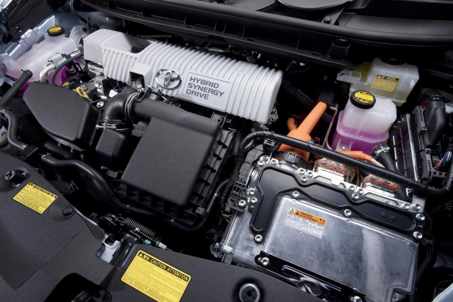  Toyota Prius V 2011 года  (фото 49 из 208)